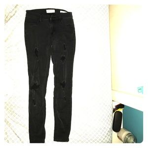 PACSUN Distressed Skinny Jegging!